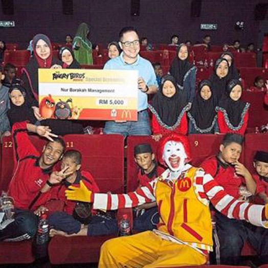 434 Children Treated To Fun Outing And Movie Treat